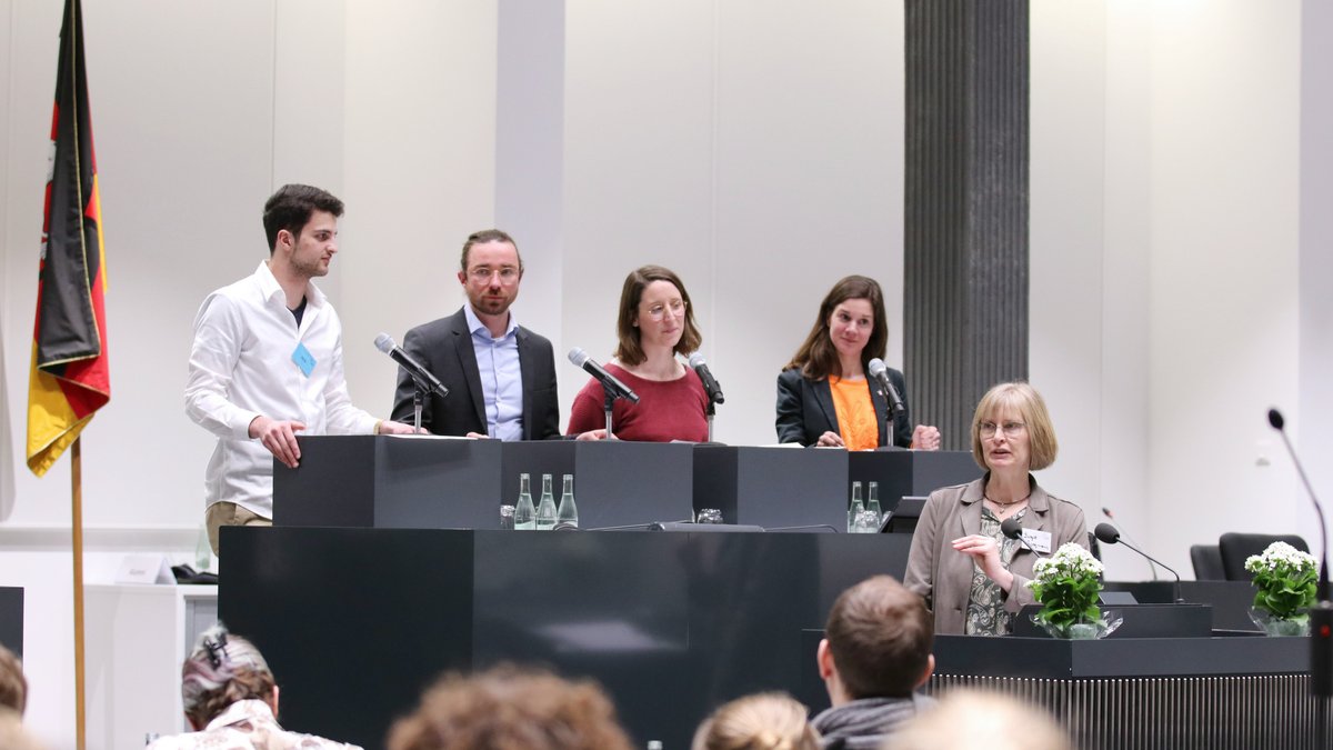 Jury bei "Jugend debattiert" 2023