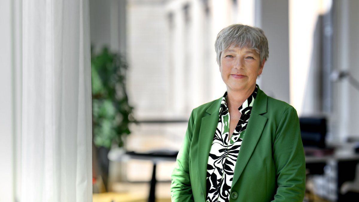 Klick auf das Bild öffnet eine vergrößerte Ansicht in einem Overlay. Zum Schließen des Overlays die ESC-Taste drücken. Hanna Naber