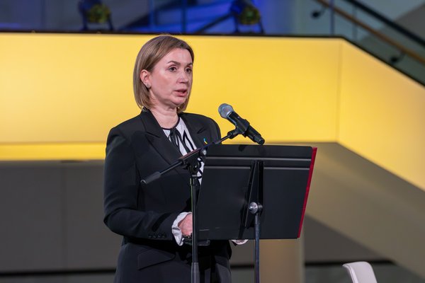 Grusswort:  Dr. Iryna Tybinka, Ukrainische Generalkonsulin