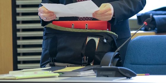 Klick öffnet die Seite "Untersuchungsrecht"
