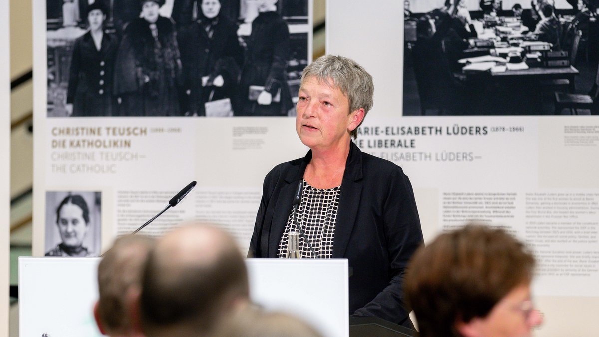 Landtagspräsidentin Hanna Naber