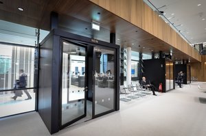 Image: © Focke Strangmann One of three division doors in the plenary hall.