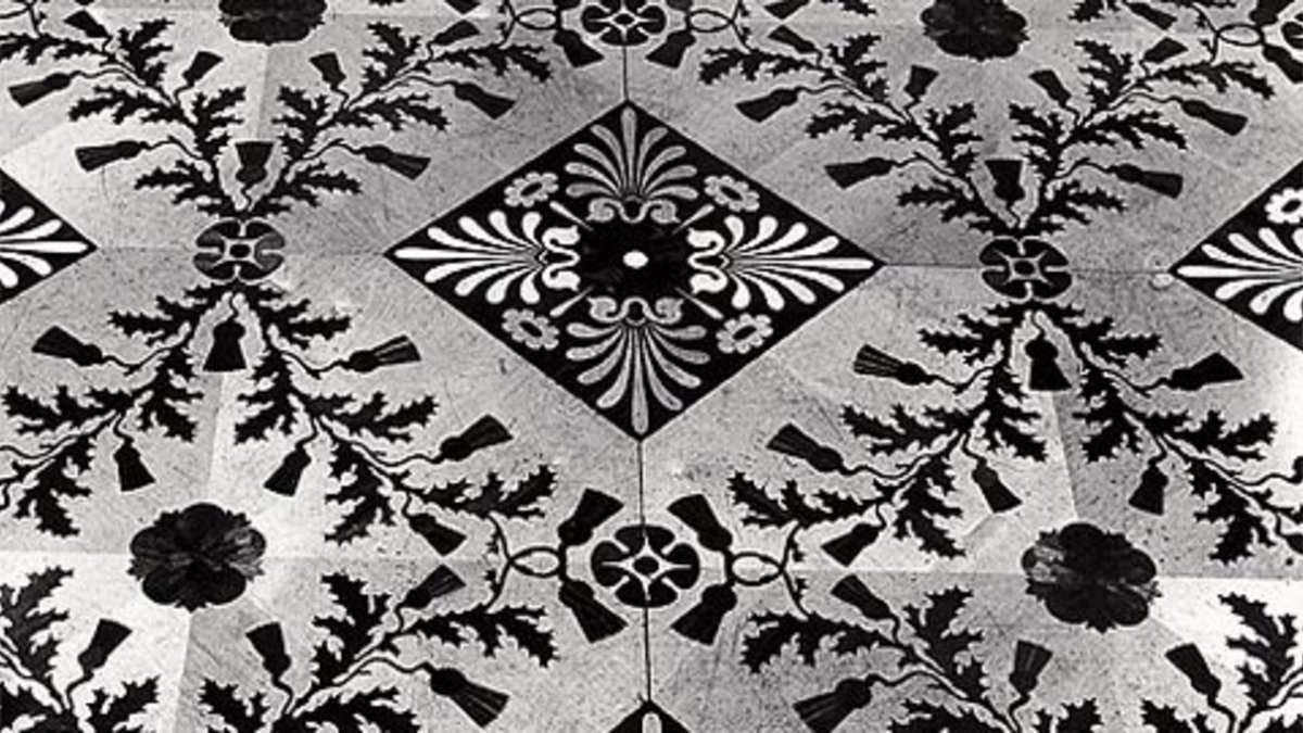 Click opens a magnified version in an overlay. Click ESC to close the overlay. Intarsia flooring in the Diestel room. 