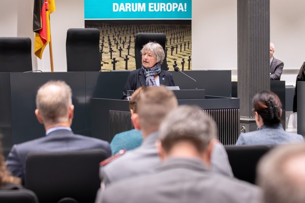 Hanna Naber am Rednerpult