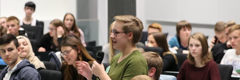 Völlig unvoreingenommen soll den Ideen und Forderungen der Jugendlichen eine Bühne geboten werden 