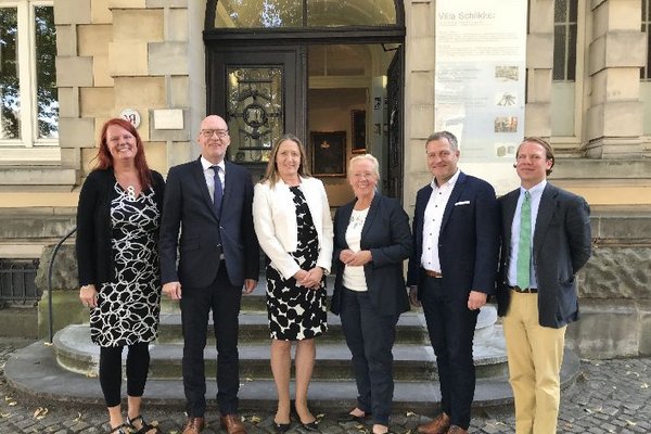 Patricia Mersinger, Wolfgang Beckermann, Dr. Gabriele Andretta, Anette Meyer zu Strohen MdL, Dr. Guido Pott MdL und Dr. Frederik Rasch