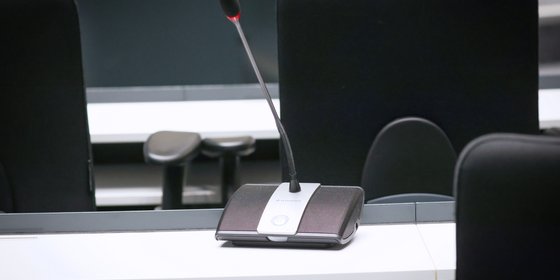 Klick öffnet die Seite "Parlamentarische Untersuchungsausschüsse".