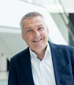 Portraitfoto des Landtagslotsen Oliver Schubert