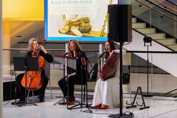 Musikerinnen und Musiker des Vereins kum