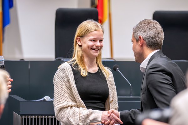 Emma Helene Haus, Preisträgerin für ihr Video „Eine Eiche aus Bromberg“.