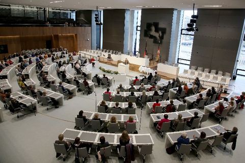 Empfang im Plenum 