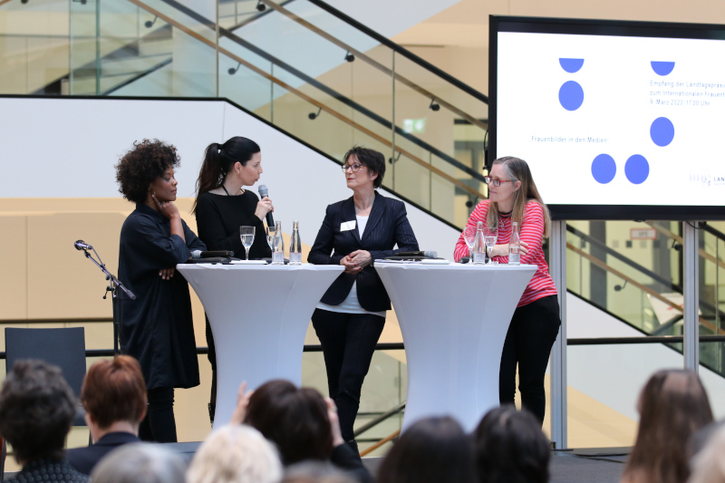 Podiumsdiskussion während des Empfangs zum Internationalen Frauentag im Landtag
