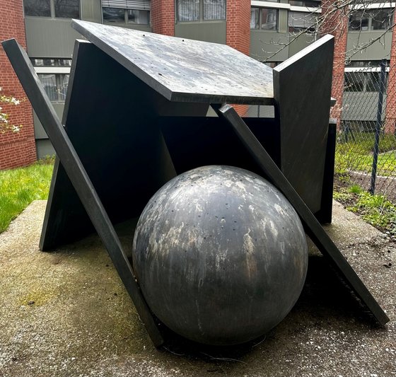 Denkmal zum Tag der Maueröffnung am 9. November 1989